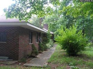 11331 Fowlers Mill Rd, Chardon, OH 44024