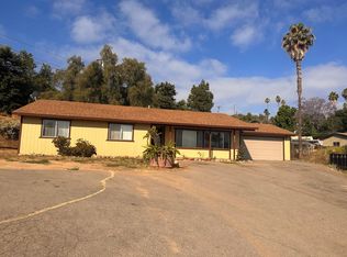 8930 Creekford Dr, Lakeside, CA 92040