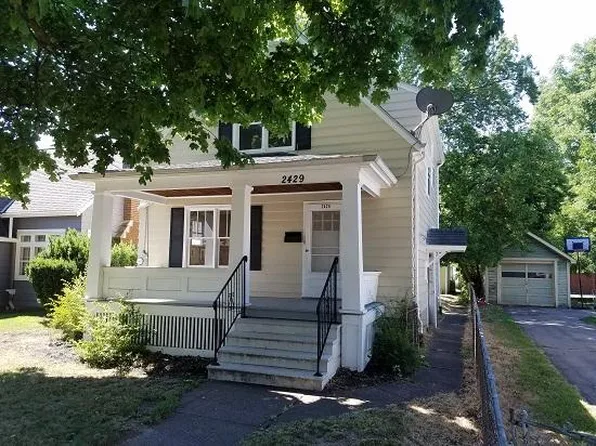 2429 Michigan Ave, Niagara Falls, NY 14305