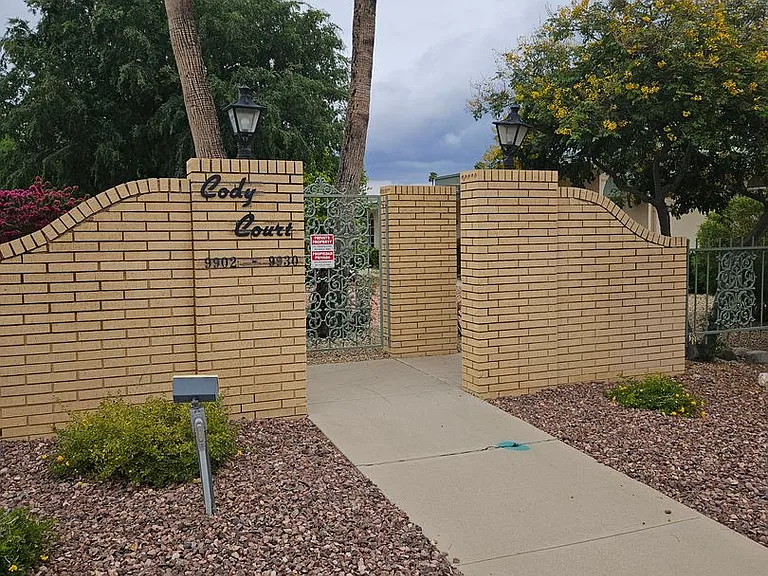 9916 W Lancaster Dr — Photo 4