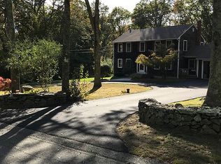 96 Woodland Cir, Tiverton, RI 02878