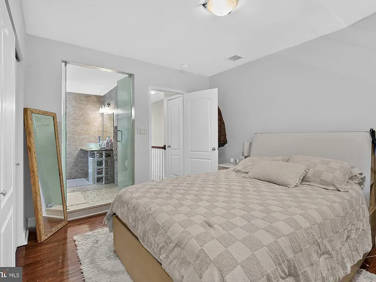 1202 Gerritt St — Photo 21