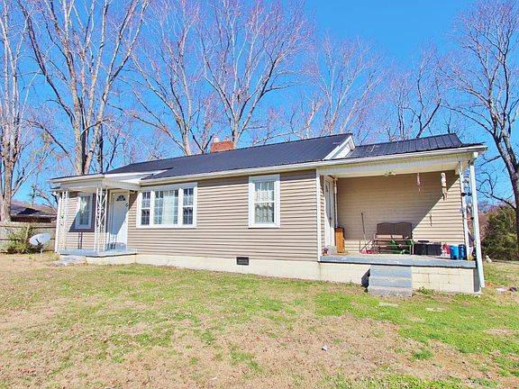 2nd image of 135 Brush Creek Cir