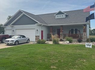 467 Pin Oak Dr, Ida Grove, IA 51445