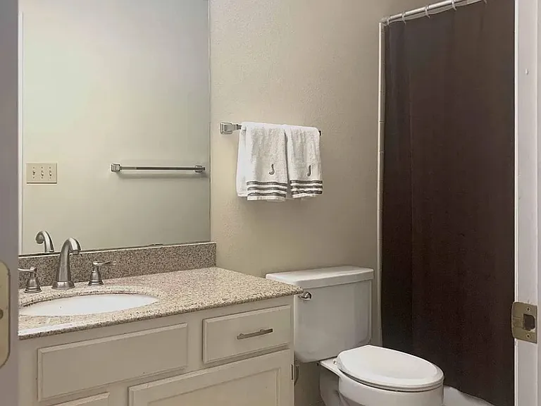 1451 S Dahlia St — Photo 5