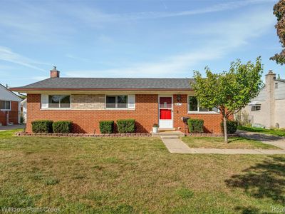8273 Independence Dr, Sterling Heights, MI, 48313