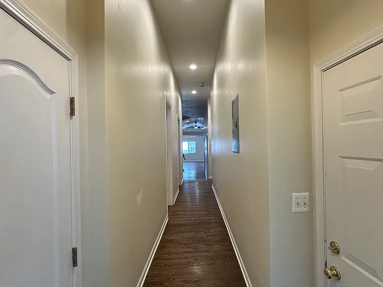 3634 N Ashland Ave — Photo 11