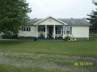 106 Smoot Ln, Flemingsburg, KY 41041