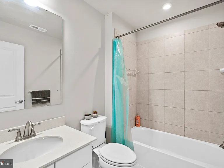 168 Bishop Way — Photo 18