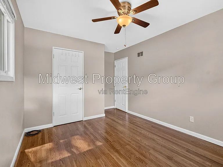 1205 Acredale Dr — Photo 10