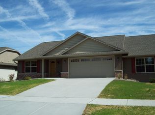 3768 Avery Ln, Janesville, WI