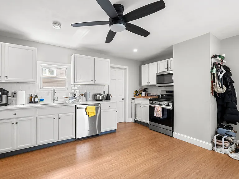 47 Garfield St #47 — Photo 1