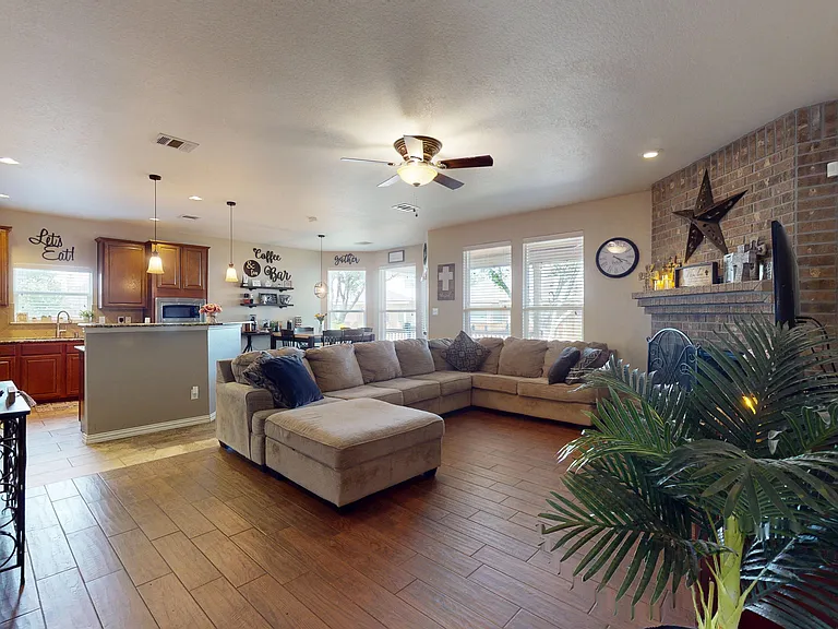 522 Baltustrol Dr — Photo 8