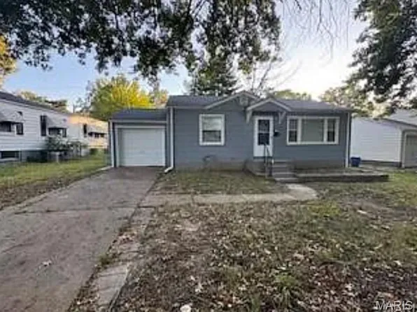 10130 Newbold Dr, Saint Louis, MO 63137