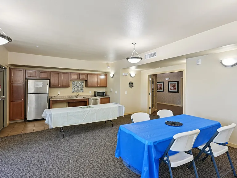Washington Pointe — Photo 12