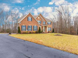 120 Scotts Ford Ln, Fredericksburg, VA 22406