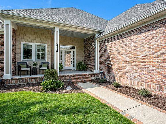 5th image of 7739 Hidden Lake Dr
