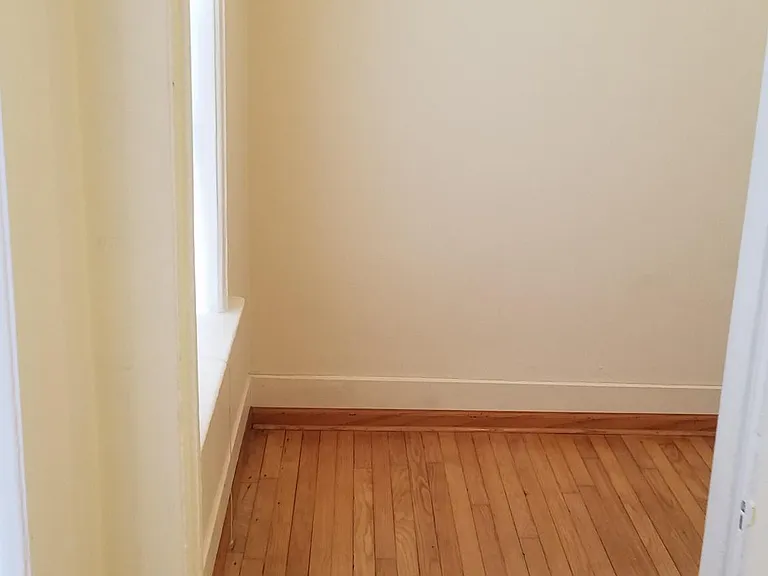 1108 N Hermitage Ave — Photo 11