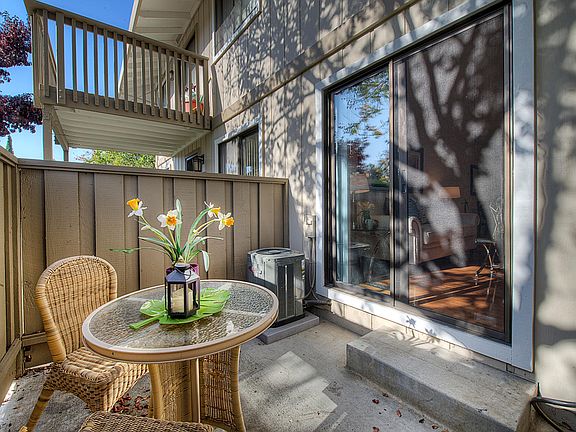 5th image of 18904 Sara Park Cir