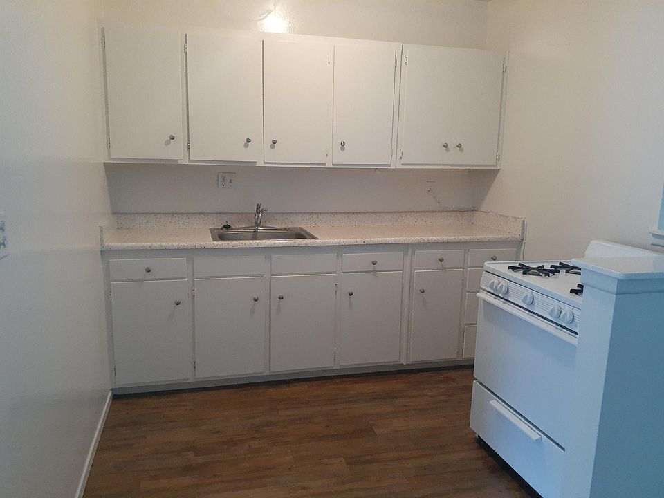 1st image of 12571 Shelley Dr #8
