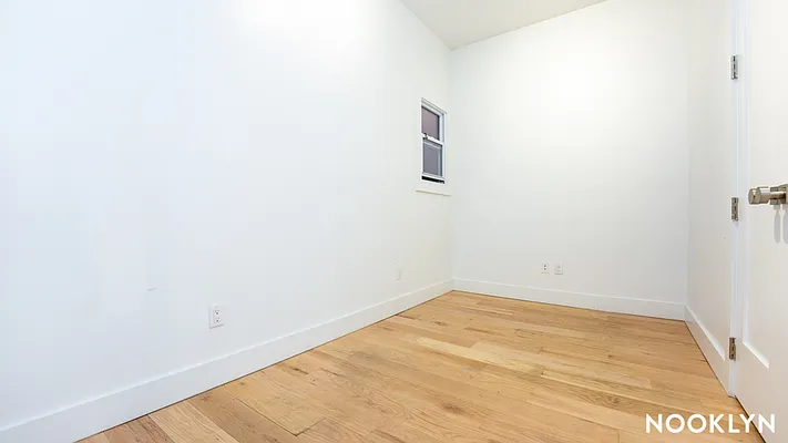 Rented by Nooklyn NYC LLC | media 10