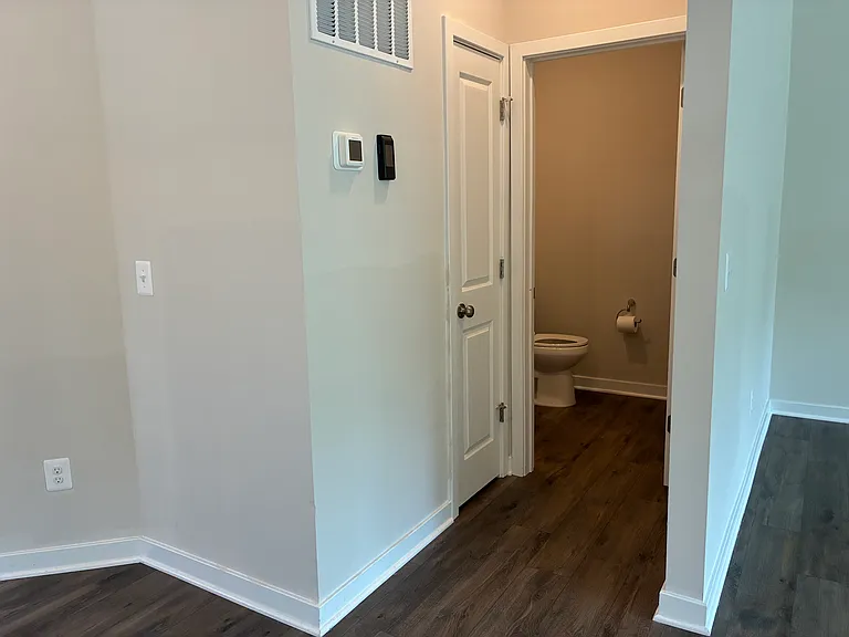 2062 Whithorn Hl — Photo 15