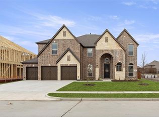 818 Blue Heron Dr, Forney, TX 75126