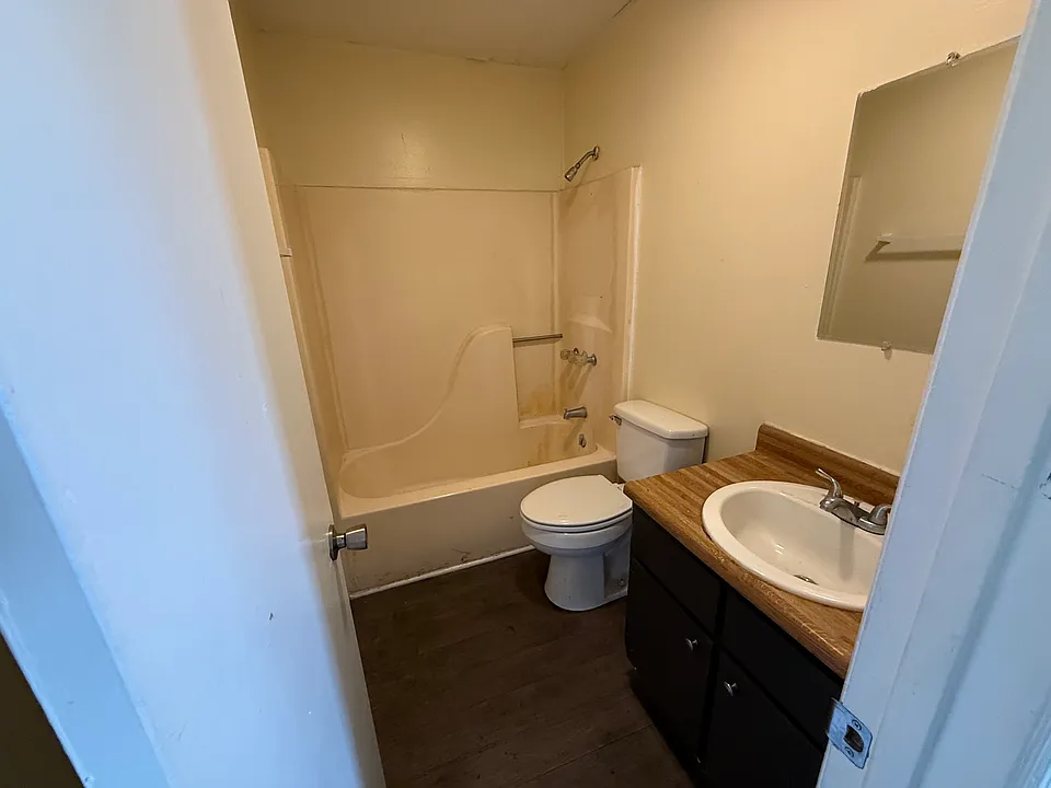 705 Sizemore Dr #3