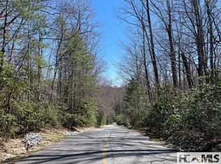 33 Beech Court, Sapphire, NC 28774