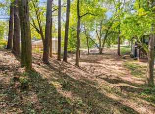 2116 Holly Hill Dr, Decatur, GA 30032