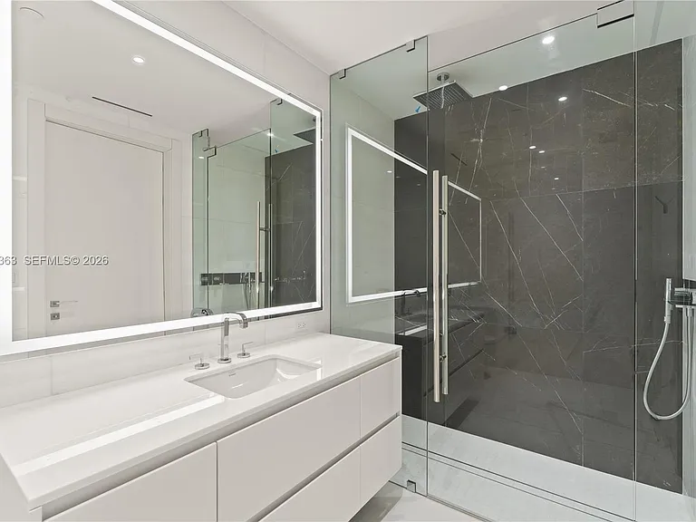 300 Biscayne Boulevard Way #1406 — Photo 11