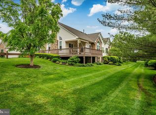 27 Chancery Ct, Souderton, PA 18964