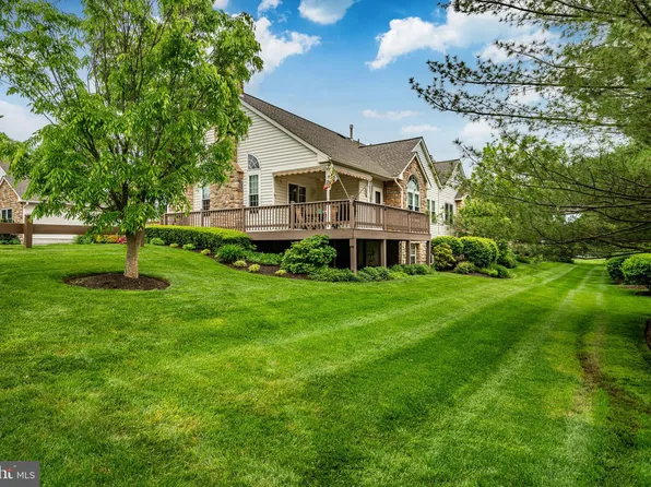 27 Chancery Ct, Souderton, PA 18964