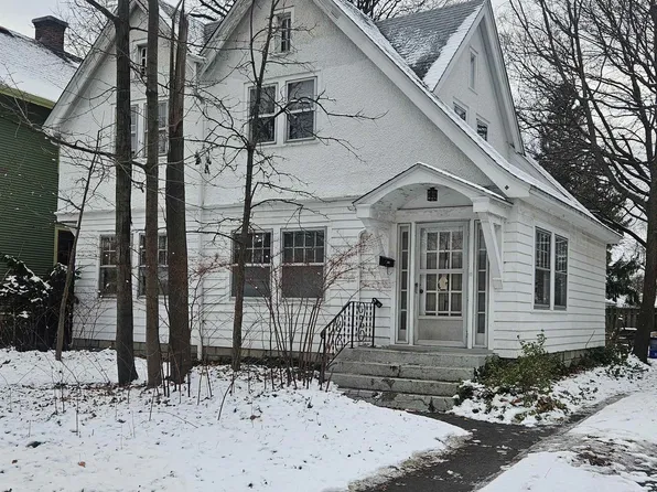 1738 Melrose St, Rockford, IL 61103