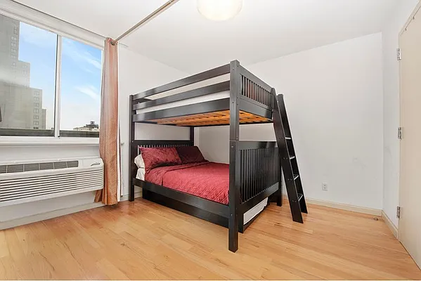 Rented by Douglas Elliman | media 3