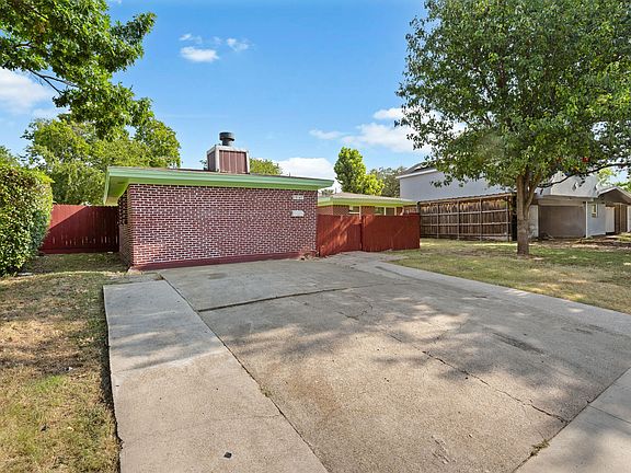 3rd image of 13545 Flagstone Ln