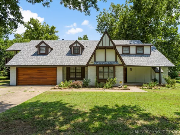 22328 E 67th St S, Broken Arrow, OK 74014