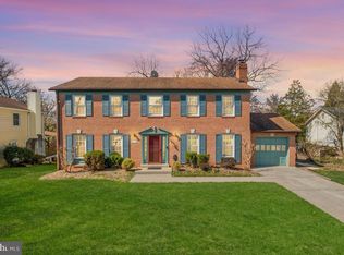 14812 Rocking Spring Dr, Rockville, MD 20853