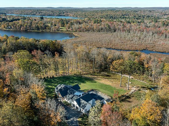 Walk down to the stream