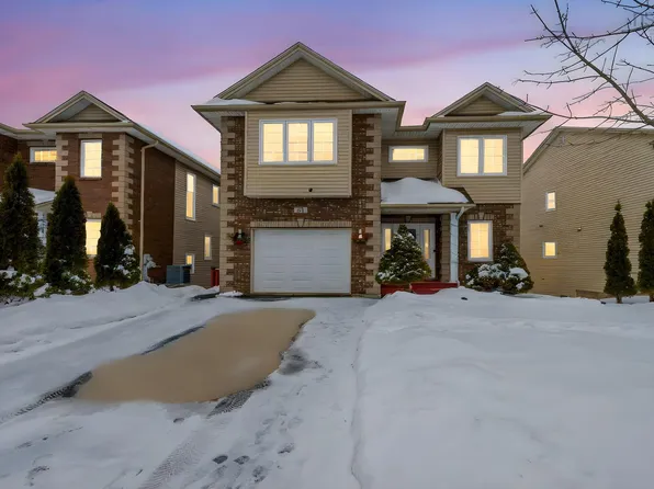 51 Windridge Ln, Bedford, NS B4A 0E6