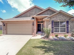 1724 Choctaw Wood Dr, Choctaw, OK 73020