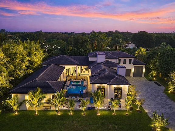 2nd image of 13500 Stirling Road