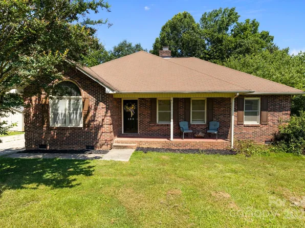 160 Walking Horse Run, Stanley, NC 28164