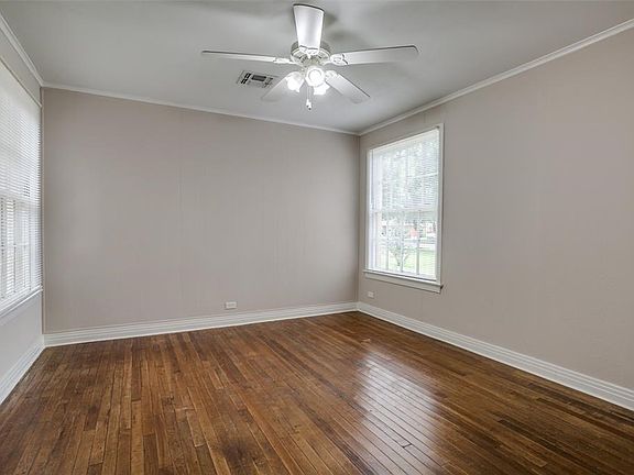 4th image of 2933 W 4th Ave