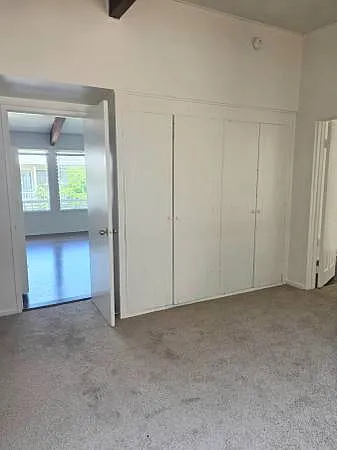 7036 Hawthorn Ave #10 — Photo 7