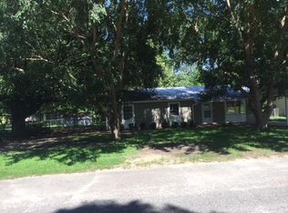 1203 Hornsby Ave, Donalsonville, GA 39845