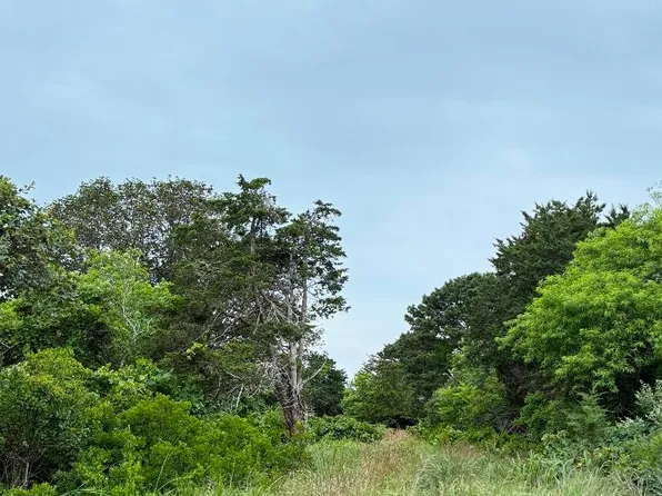 54 Burnell St, Nantucket, MA 02554