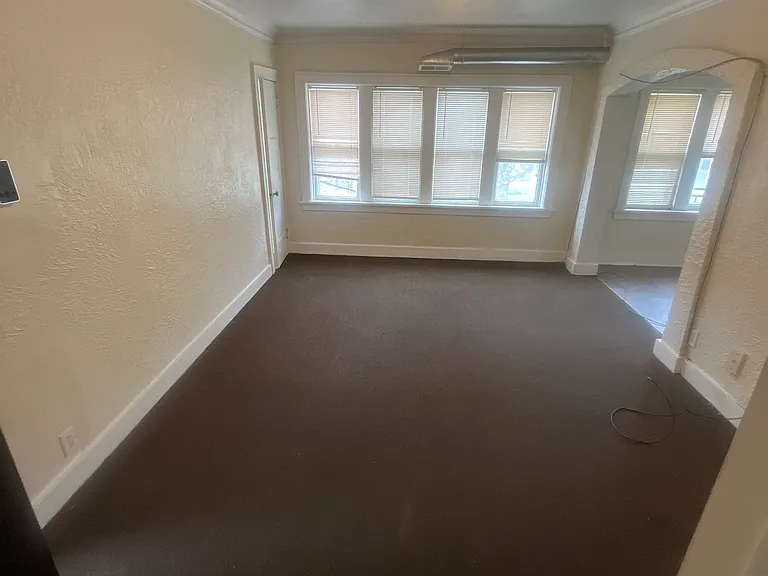 1625 W Keefe Ave #3 — Photo 4