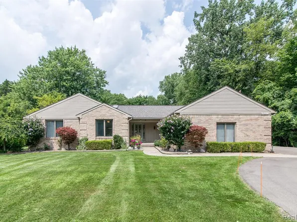 31550 Six Mile Rd, Livonia, MI 48152
