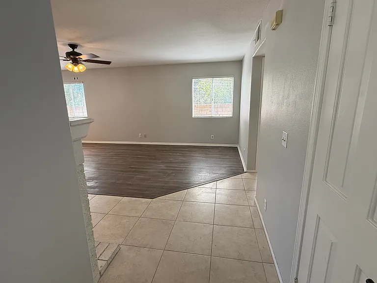 39968 Milkwood Ln — Photo 13